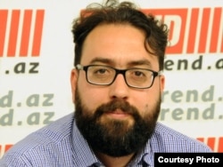 Glasgow uniwersitetiniň Ýewraziýany öwreniş merkeziniň professory Luka Ançeski