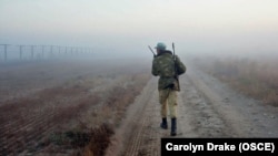 Ооган-тажик чек арасындагы аскер.