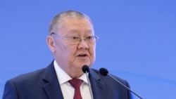 Токон Мамытов.