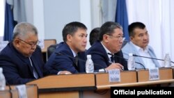 Өкмөттүн аймактардагы өкүлдөрү.