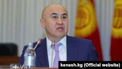 Алтынбек Сулайманов.