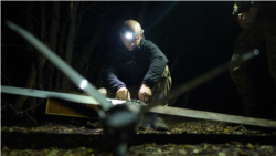 Departe, în spatele pozițiilor rusești. Cât de eficientă este drona ucraineană „Leleka-100”