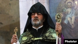 Նավասարդ արքեպիսկոպոս Կճոյան, արխիվ