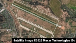 Иллюстрационное фото. Спутниковый снимок российской авиабазы ​​Иваново. 3 мая 2025 года