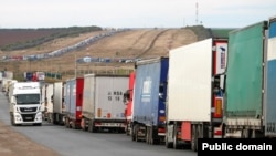 Очереди на казахстанско-российской границе