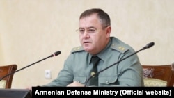 Արտակ Դավթյանը, արխիվ