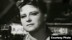 Алла Тарасова.