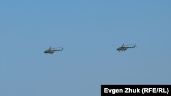 Вертолеты Ми-8 над аннексированным Крымом, архивное фото