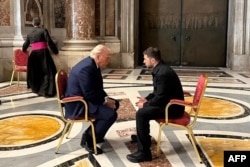 Встреча Дональда Трампа и Владимира Зеленского в соборе Святого Петра в Ватикане 26 апреля