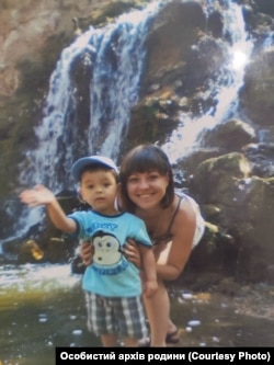 Ілля Горохолінський з мамою Юлією