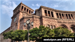 Կառավարության շենքը Երևանում