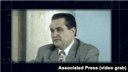 «Він працював саме по дисидентах і був однією з ключових фігур в п'ятому управлінні КГБ УРСР, так зване ідеологічне управління, яке якраз займалося… тоді це називалося «ідеологічні диверсії», - Андрющенко про Євгена Марчука (на фото)