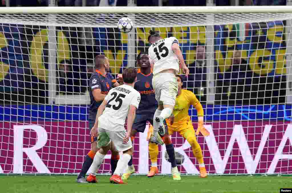 55-минутта "Қайраттың" израильдік ойыншысы Офри Арад (15) бұрыштан асырылған допты қақпаға баспен бағыттап, есепті теңестірді. Бұл - "Интердің" биылғы маусымда Чемпиондар лигасында қақпасына өткізіп алған алғашқы голы.