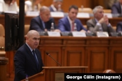 Premierul Ilie Bolojan răspunde Opoziției care a sancționat Guvernul cu depunerea unei moțiuni de cenzură