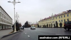 Aşgabat, ozalky Lenin, häzir Türkmenbaşy köçesi