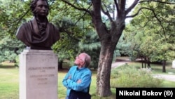 Михаил Сухотин в Париже. Фото Николая Бокова