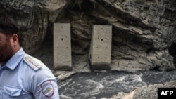 Нохчийчоь, полици, гайтаман срут