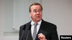 «Для України не повинно бути фальшивого миру. Не повинно бути миру, що базується на капітуляції», – заявив Пісторіус 