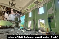 Зруйнована російськими авіаударами будівля Херсонської ОВА, серпень 2025 року