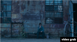 "Oksigen stantsiyası" filminden bir kadr. Ekran resimi