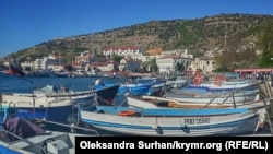 Залита сонцем Балаклава: фортеця Чембало і синя бухта (фотогалерея)