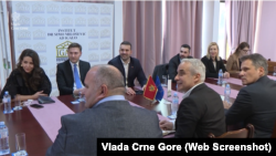 Premijer Milojko Spajić sa rukovodstvom Instituta "Dr Simo Milošević", čiji je predsjednik Odbora direktor Predrag Dragojlović
