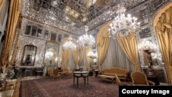 آینه‌کاری در تالار آیینۀ کاخ گلستان، تهران