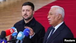 Владимир Зеленский жана Антонио Кошта. Брюссель. 2025-жылдын 23-октябры.