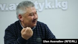 Азимбек Бекназаров.