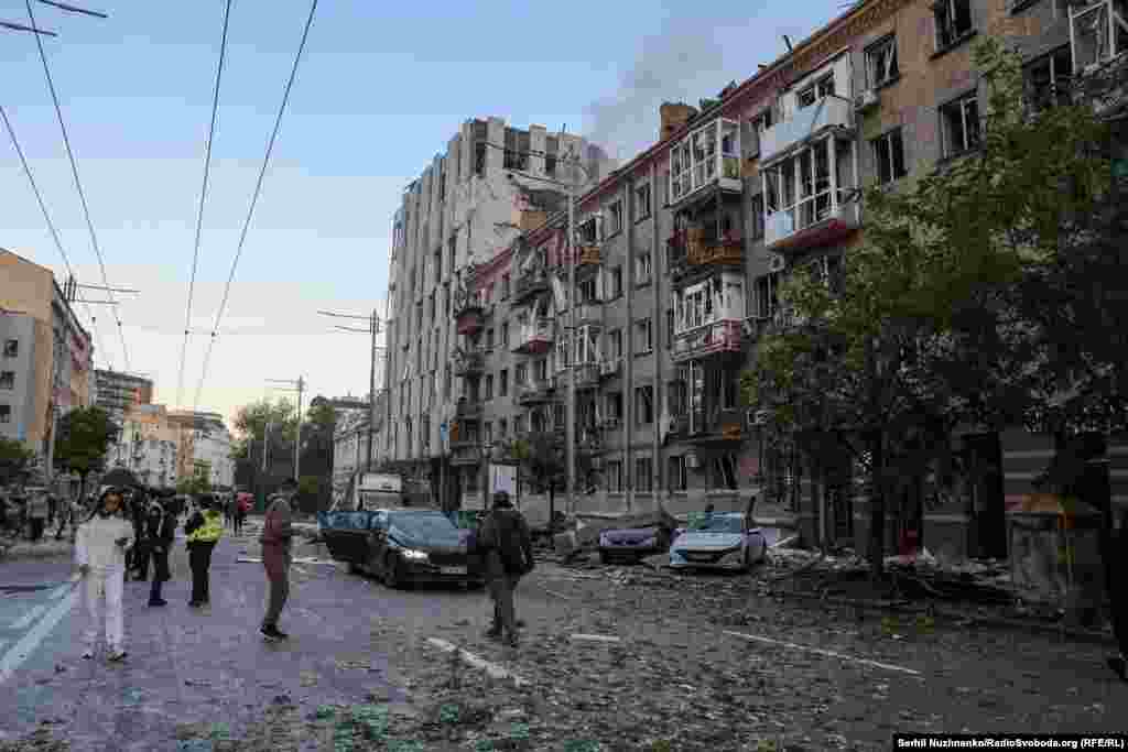 Десятки автівок постраждали внаслідок атаки