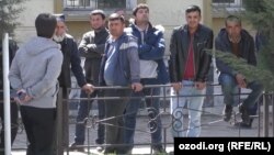 Russiýadaky zähmet migrantlary (arhiw suraty)