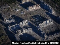 Разрушенные здания в восточной части Часового Яра, 7 июля 2024 года