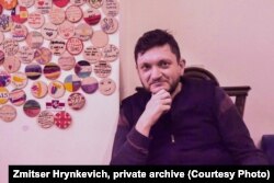 Зміцер Грынкевіч у хостэле, пасьля пераезду ў Армэнію. Фота з прыватнага архіву