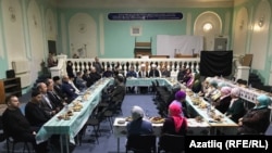 Чарада катнашучылар