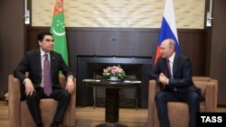 Президенты Туркменистана и России на встрече в Сочи, 01 ноября 2016