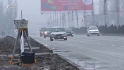 Дар Қирғизистон мактабҳои хусусии ронандагиро мебанданд
